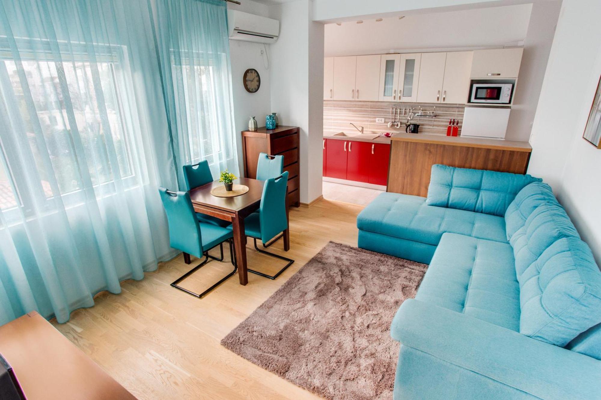 Apartments Lora 13.Jula, 15 Budva Exterior foto